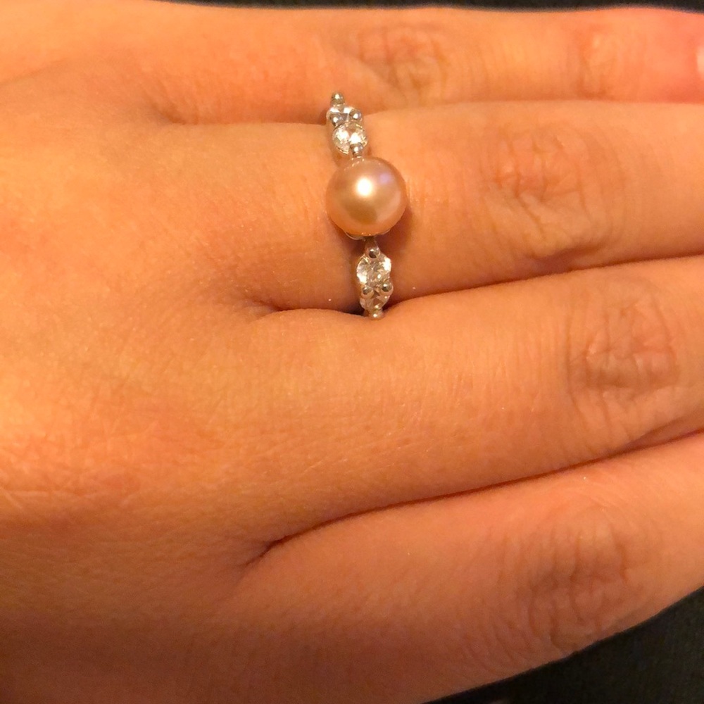 Vantel pearls skydancer ring new never worn size 5